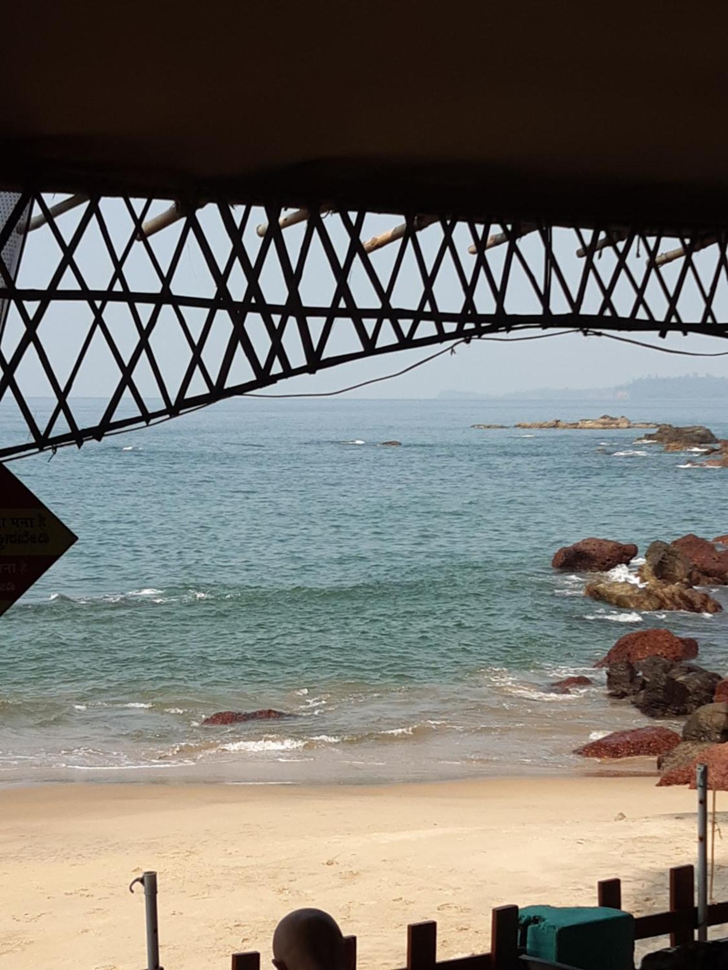 Om Ganesh Guest House Cliffside أرامبول المظهر الخارجي الصورة
