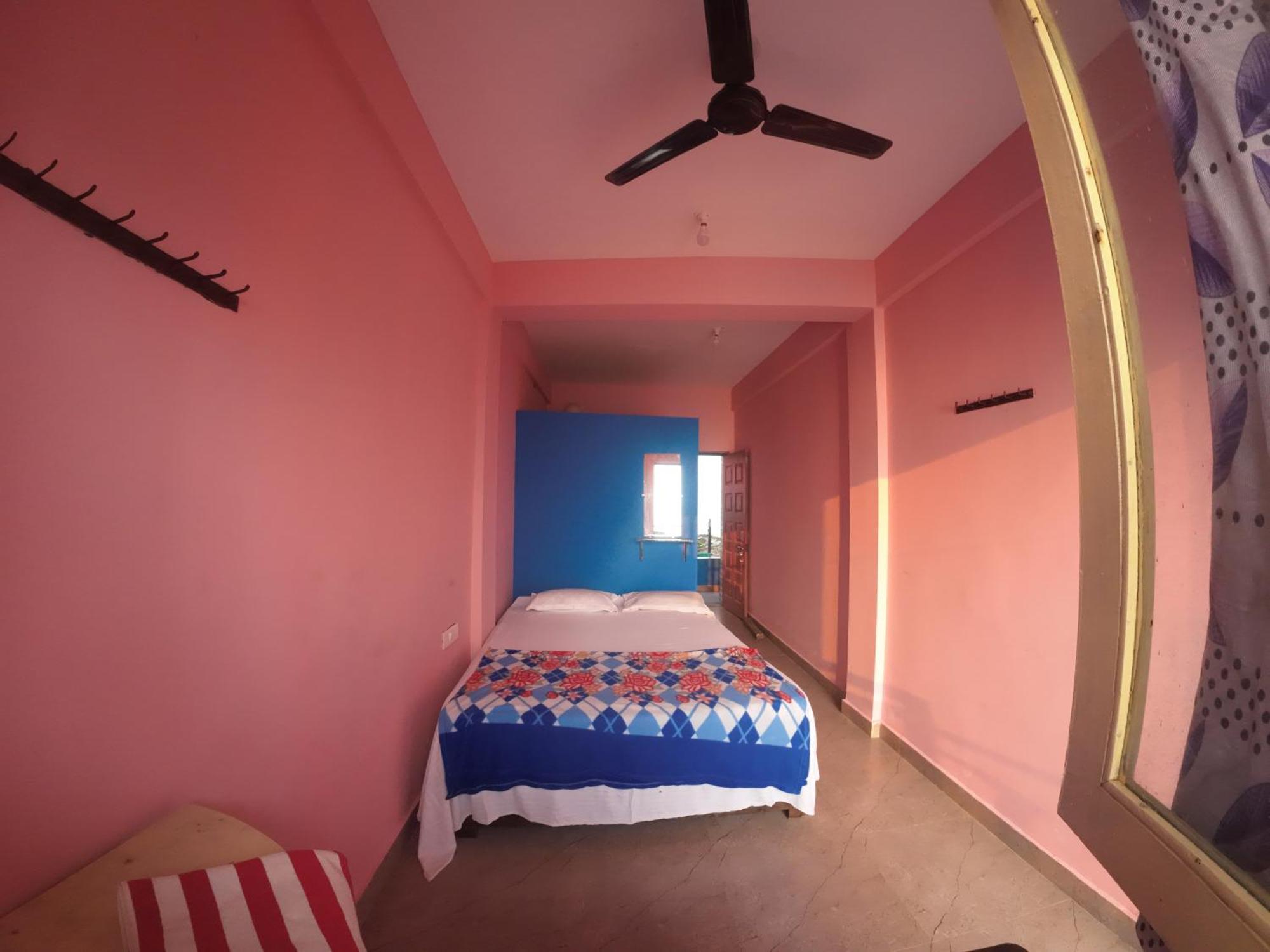 Om Ganesh Guest House Cliffside أرامبول المظهر الخارجي الصورة